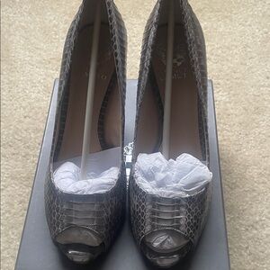 Vince Camuto Gray Snake-Embossed Peep-Toe Pumps